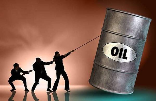 Российские и мировые биржи лихорадит, нефть дешевеет