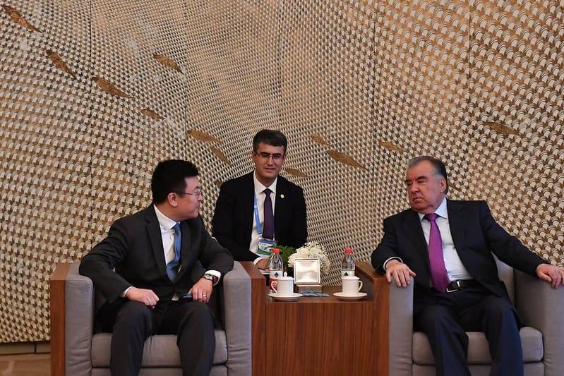 Таджикистан намерен реализовать инвестпроекты с китайскими компаниями