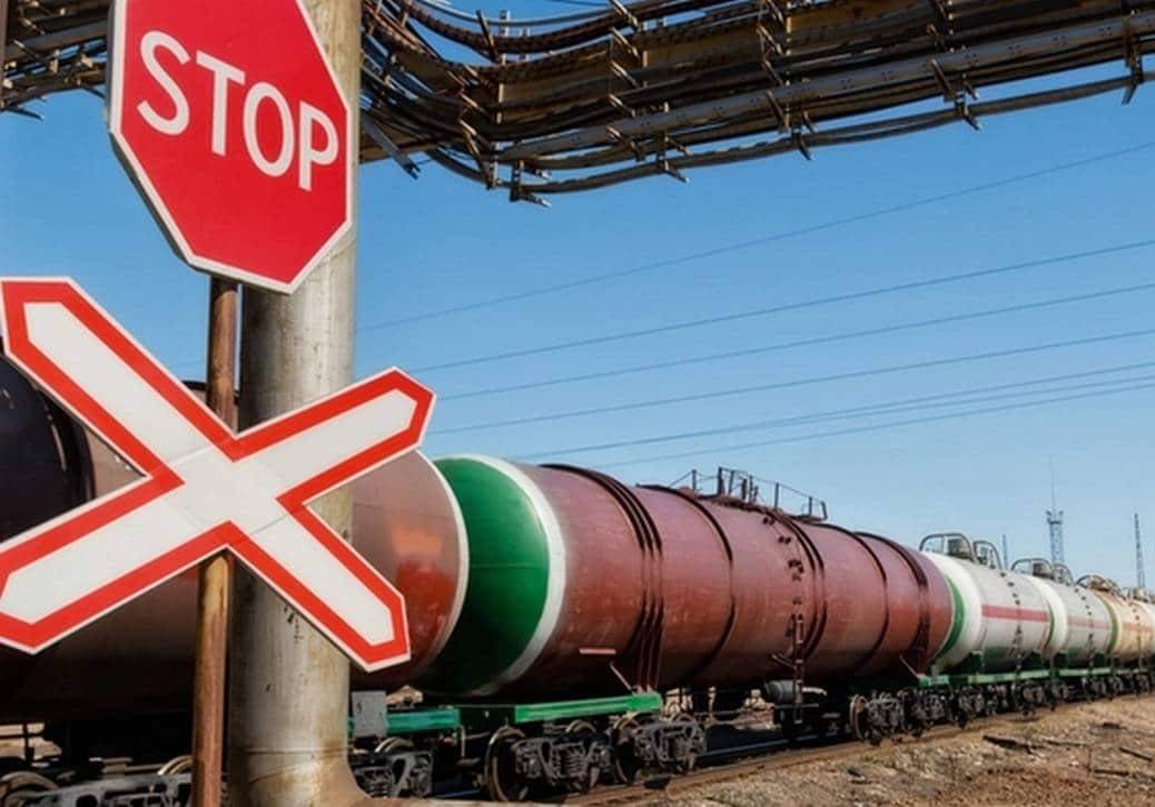 Импорту российских нефтепродуктов в Казахстан включён красный свет
