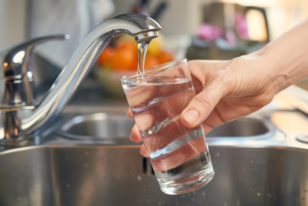 Роспотребнадзор введет запрет отключать горячую воду более чем на 14 дней