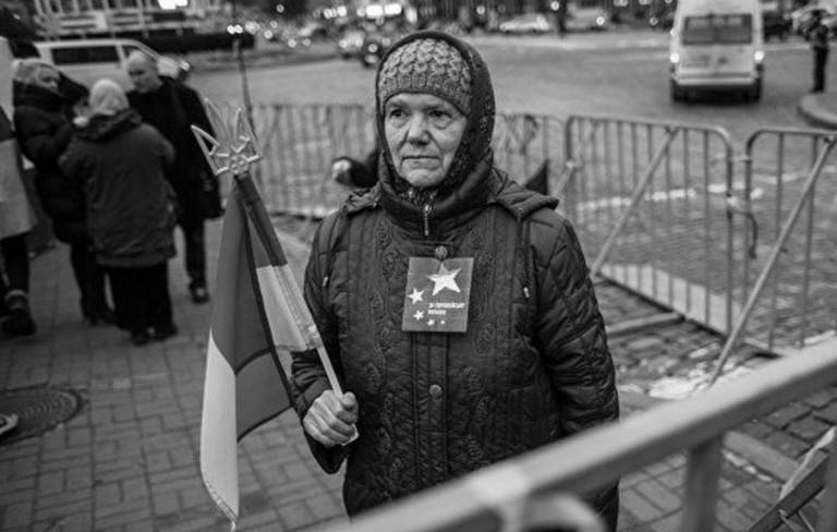 Кто будет платить пенсии и зарплаты гражданам Украины?