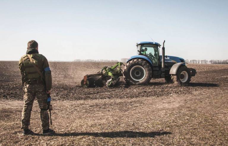 Киев бросит в топку войны местных фермеров