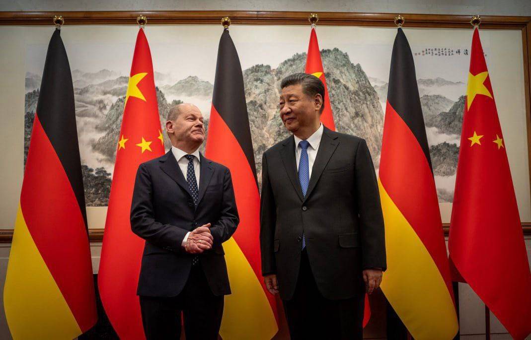Шольц в Китае пытался минимизировать экономические риски для Европы