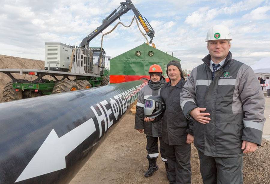 Минск повысил тарифы на транспортировку российской нефти по двум маршрутам