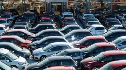 Китай закрыл серый импорт: около сотни машин задержали на границе с РФ