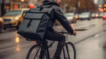 Курьерам закручивают гайки: в Госдуме для доставки придумали новые штрафы