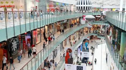 Онлайн-розница пускает торговые центры по миру. Что с ними будет?