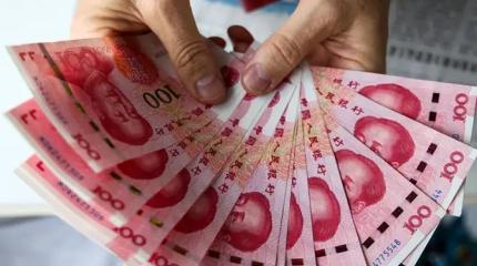 Нефтедоллару пришлось потесниться, пока Трамп безуспешно «покорял» Иран