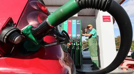 Дизеля в стране — хоть залейся, по бензину есть серьезные опасения