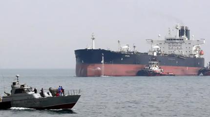 Танкеру с российской нефтью ищут причину: захват надо оправдать