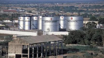 НПЗ Индии выслушали угрозы Трампа и продолжили принимать нефть из РФ