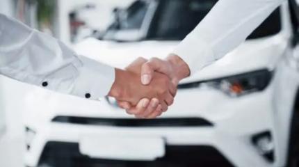 Обвал авторынка: в России рассказали о причинах рекордного падения продаж