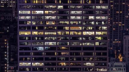 Силовики нагрянули в Deutsche Bank, ищут российского олигарха и отмытые деньги