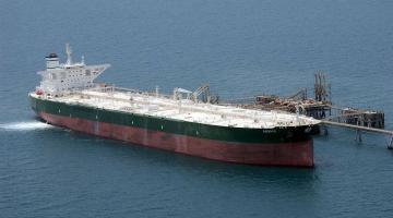 СМИ: Российские танкеры исчезают с радаров посреди Атлантического океана