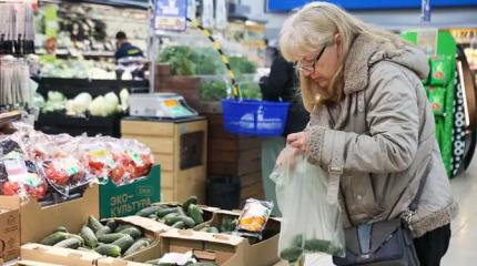 Зимняя реальность России: Огурцы до 1000 за килограмм