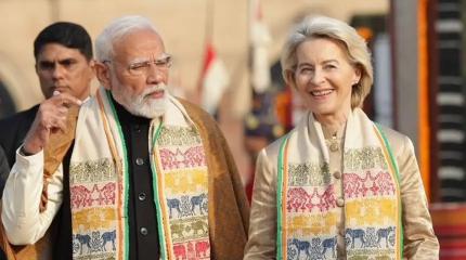 «Мать всех сделок»: Трамп пинком заставил Индию и ЕС лишить пошлин 25% мирового ВВП