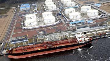 Балтийский порт Усть-Луга приостановил погрузку российский нефти