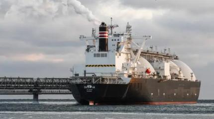 «Сколько можно кормить врагов?»: Путин думает о развороте русских газовозов