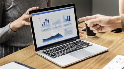 Российские компании будут экономить на своих сотрудниках Российские компании будут экономить на своих сотрудниках
