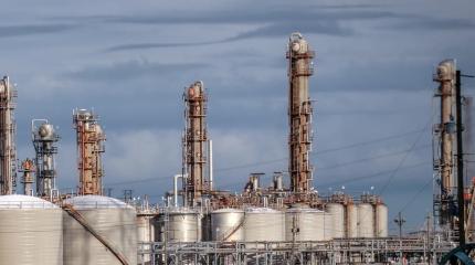 Цена некоторых сортов нефти достигла отметки в 160 долларов