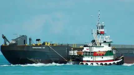 Торговое судно впервые отразило вооруженное нападение пиратов