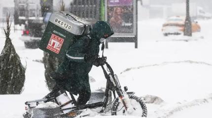 Курьерская доля: Почему россияне уже не спешат «зашибить большую деньгу»