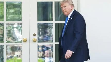 Стремление Трампа «сделать Америку снова великой» может ускорить ее крах Стремление Трампа «сделать Америку снова великой» может ускорить ее крах