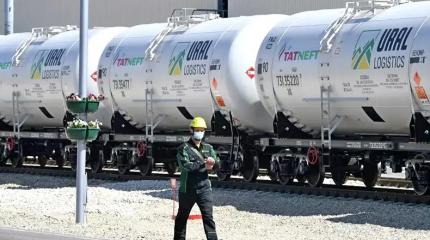 В Европе покупатели дерутся за российскую нефть В Европе покупатели дерутся за российскую нефть