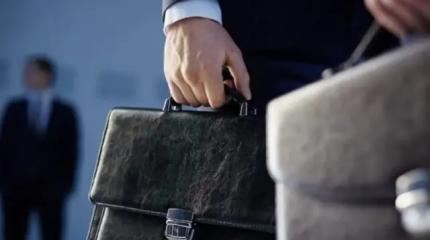 Массовая зачистка госслужащих: от Москвы до окраин идет сокращение кадров