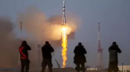 Отечественной космонавтике желательно сменить орбиту