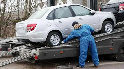 «Гранта», по-хорошему, должна стоит 500 тыс. Она стоит миллион