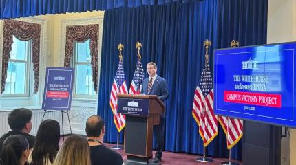 Министр финансов США взбешен – «как могла Россия смеяться с новых санкций» Министр финансов США взбешен – «как могла Россия смеяться с новых санкций»