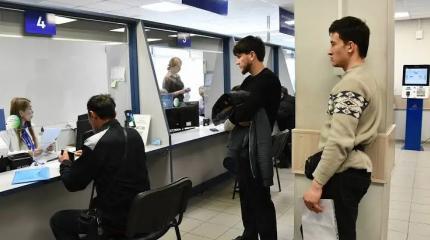 Самозанятость под ударом: Россия берёт мигрантов в железный кулак контроля Самозанятость под ударом: Россия берёт мигрантов в железный кулак контроля