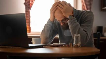 Скрытая безработица рванула вверх: сотни тысяч россиян остались не у дел