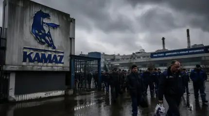 «Работяг выбрасывают за ворота»: «КамАЗ» начал жесткое сокращение персонала