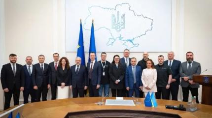 Все конфликты внутри Кабмина Украины из-за денег