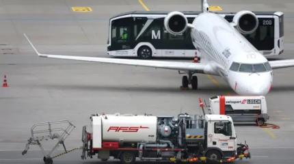 Евросоюз отменяет сотни рейсов из-за нехватки топлива