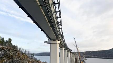 Мост на Сахалин уходит за горизонт Мост на Сахалин уходит за горизонт