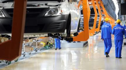 Иски против мигрантов: рабочие рассказали об условиях труда на АвтоВАЗе