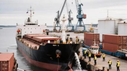 Санкции посыпались: Британия открыла лазейку для российской нефти после США