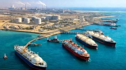 Ради своих глупейших амбиций Трамп на годы обрушил мировую экономику