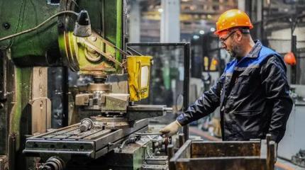 Не надо обманываться. Россия превращается в сырьевой придаток Востока