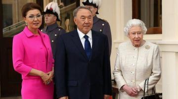 Назарбаев спас семейные деньги: остальных на Западе ограбят беспощадно