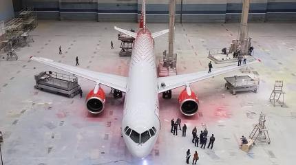 Названа стоимость лайнеров МС-21 и Superjet New для российских авиакомпаний