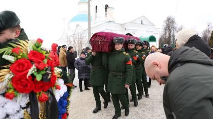 Похороны вместо лечения: в РФ резко урезают бюджет на здравоохранение Похороны вместо лечения: в РФ резко урезают бюджет на здравоохранение