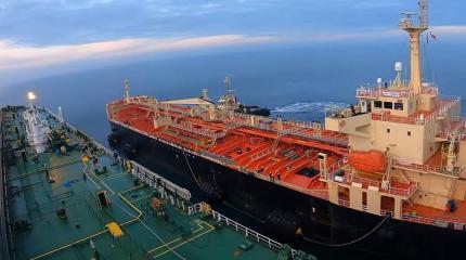 США и их союзники обратились в IMO, чтобы остановить перевалку нефти в море