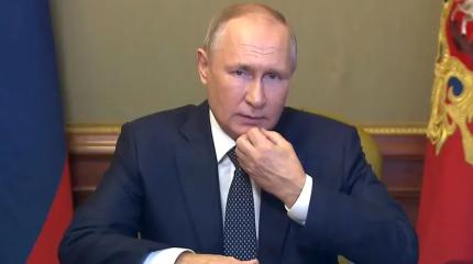 Бензина у нас полно: Путин заверил, что Россия справится