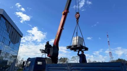 Новая Россия опирается на помощь регионов-шефов