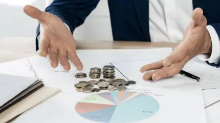 Россияне рекордно забирают валюту из банков