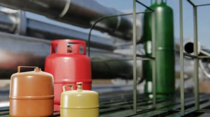 Газ вместо бензина: власти РФ увеличили субсидии для бизнеса и водителей